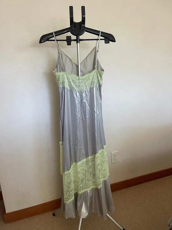 Topshop Silver Slip Dress with Lime Lace Trim - Picture 10 of 10